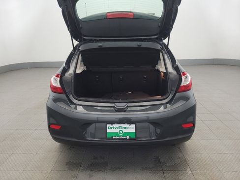 Used 2017 Chevrolet Cruze LT image 29