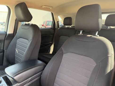 Used 2022 Ford Edge SE AWD/4WD image 10