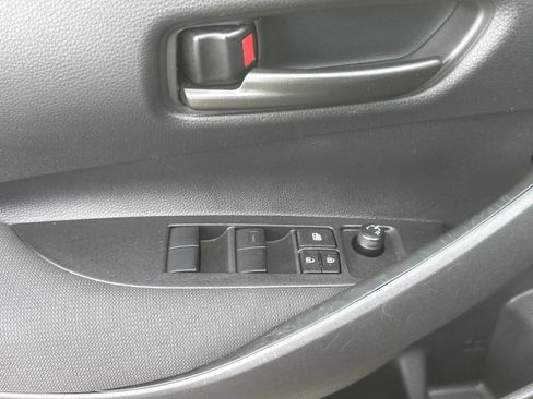 Used 2025 Toyota Corolla LE image 11