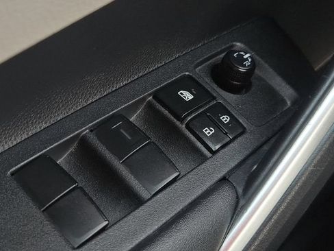 Certified 2023 Toyota Corolla Cross LE AWD/4WD image 26