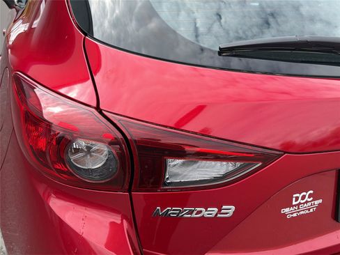 Used 2016 MAZDA MAZDA3 s Touring FWD image 34