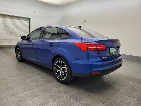 Used 2018 Ford Focus SE w/ SE Appearance Package image 5