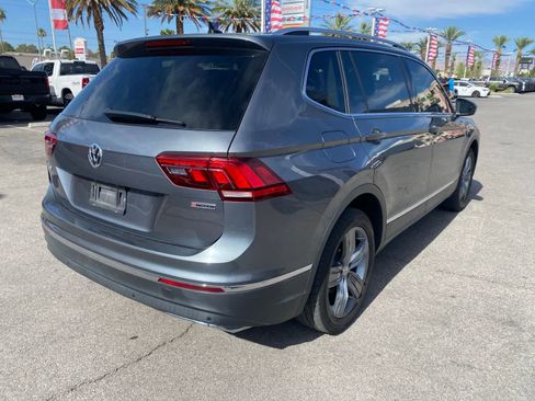Used 2019 Volkswagen Tiguan SEL Premium AWD/4WD image 7