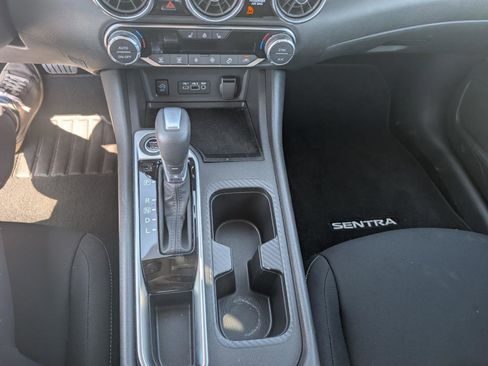 Used 2025 Nissan Sentra SV w/ All-Weather Package FWD image 9