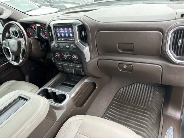 Used 2020 Chevrolet Silverado 1500 RST w/ Texas Edition AWD/4WD image 16