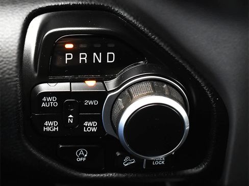 Used 2022 RAM 1500 Big Horn AWD/4WD image 25
