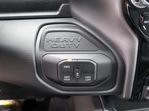 New 2026 RAM 2500 Big Horn AWD/4WD image 22