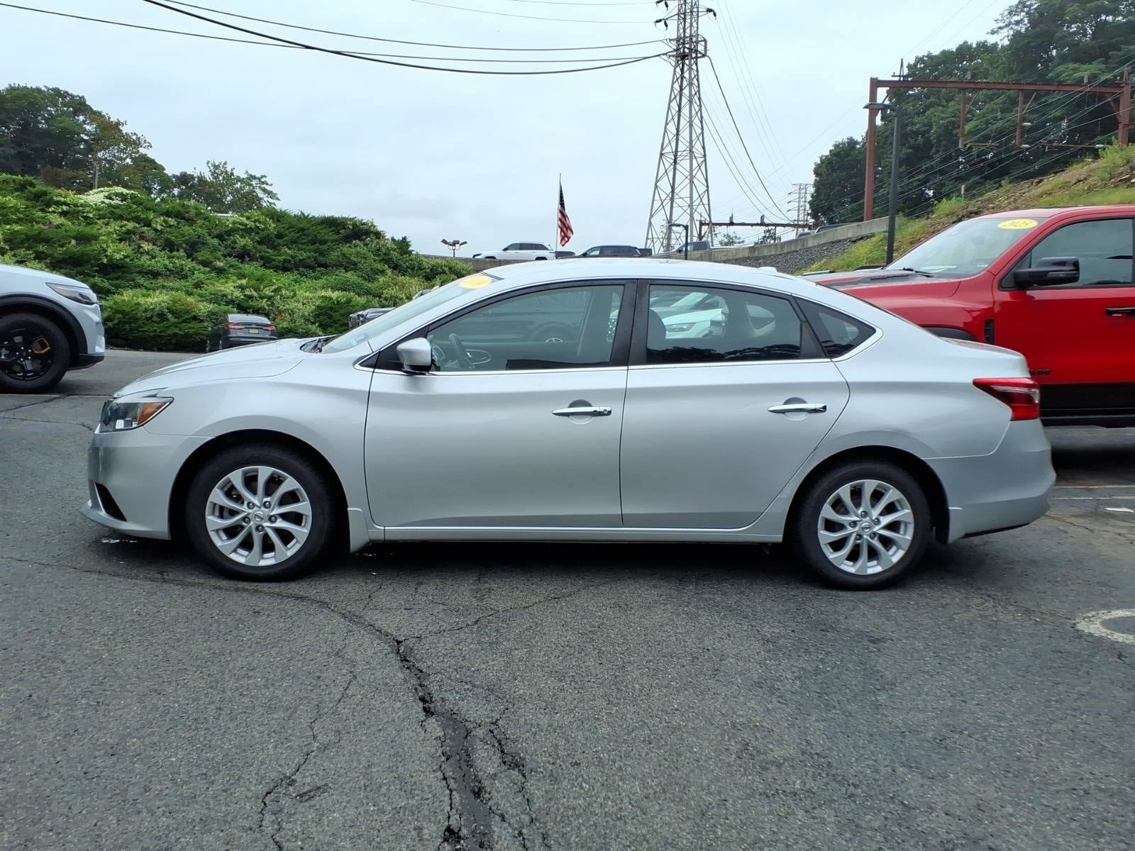 Used 2019 Nissan Sentra SV FWD image 7