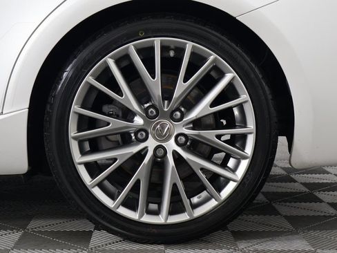 Used 2017 Lexus IS 200t RWD image 16