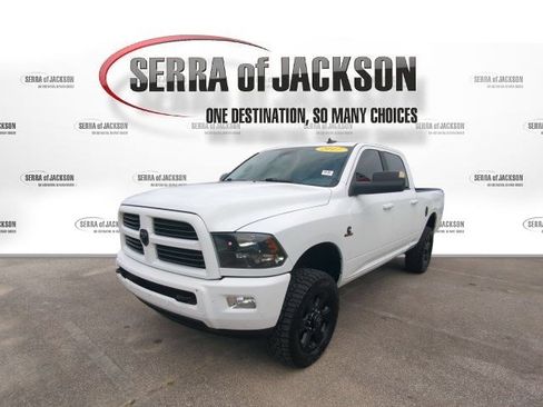 Used 2017 RAM 2500 Big Horn w/ Sport Appearance Group AWD/4WD image 4