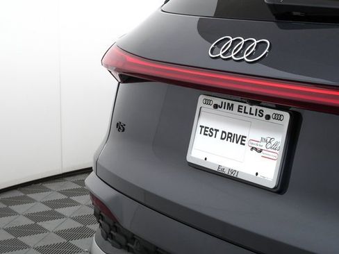 Certified 2025 Audi Q5 Premium Plus w/ Premium Plus image 37