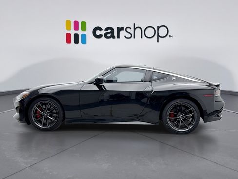 Used 2024 Nissan Z Performance w/ Floor Mat Package RWD image 2