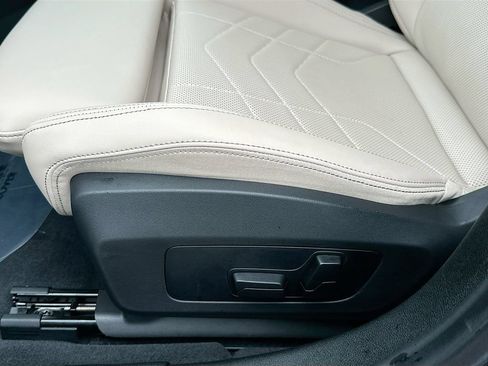 Used 2026 BMW 228i xDrive w/ Technology Package AWD/4WD image 19