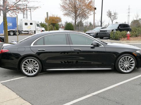 Used 2021 Mercedes-Benz S 500 4MATIC image 4