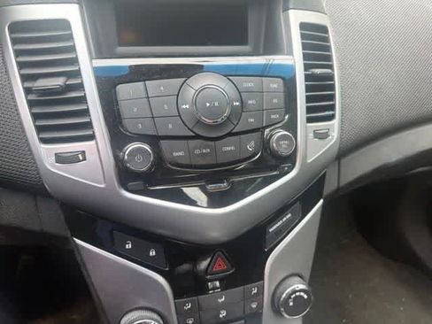 Used 2012 Chevrolet Cruze LT FWD image 20