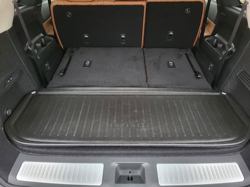 Used 2023 INFINITI QX60 Sensory w/ Vision Package image 17