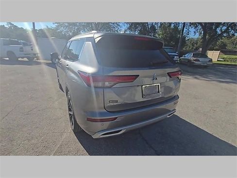 Used 2023 Mitsubishi Outlander SEL image 29