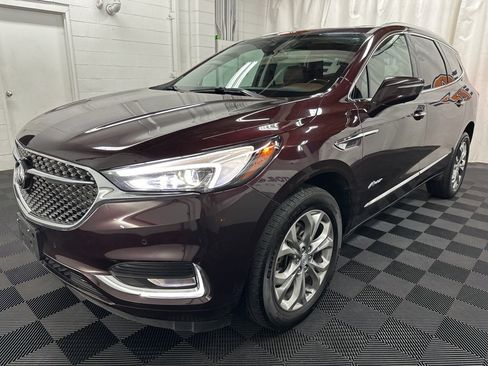 Used 2021 Buick Enclave Avenir w/ Avenir Technology Package image 4