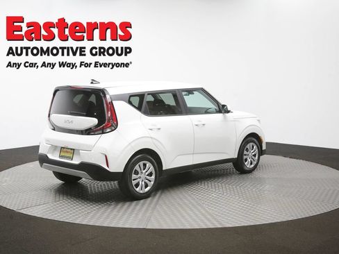 Used 2025 Kia Soul LX FWD image 41