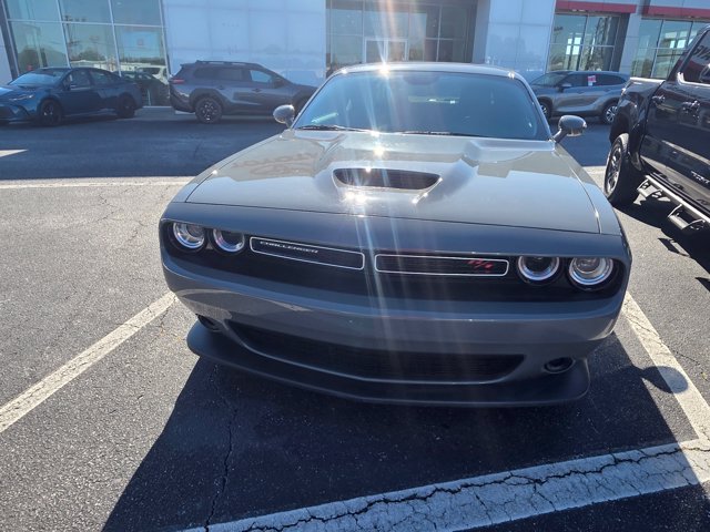 Used 2023 Dodge Challenger R/T RWD image 1