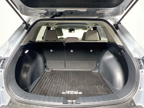 Used 2024 Toyota Corolla Cross L FWD image 32