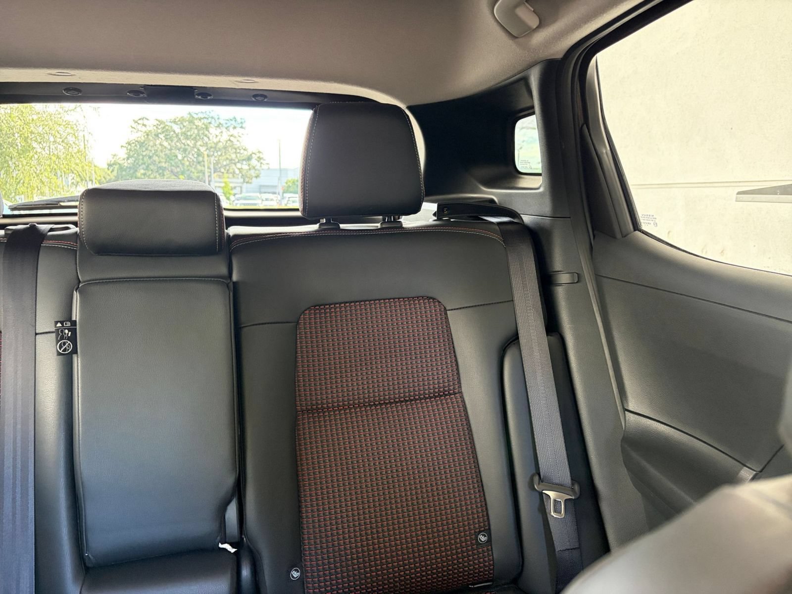 Used 2026 Nissan Kicks SR FWD image 36