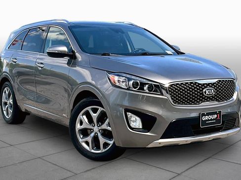 Used 2017 Kia Sorento SX AWD/4WD image 3