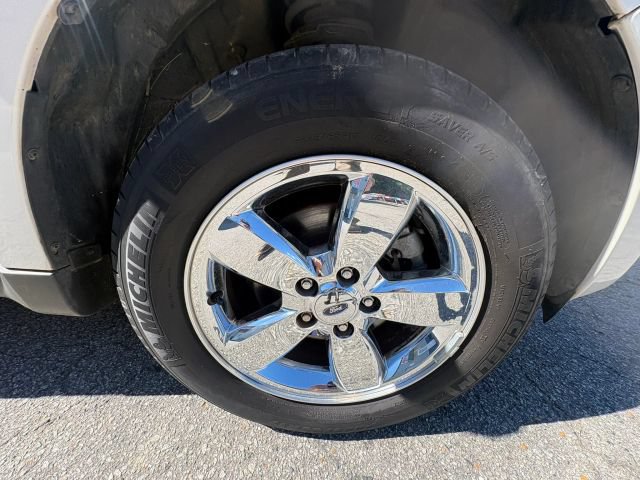 Used 2012 Ford Escape Limited AWD/4WD image 12