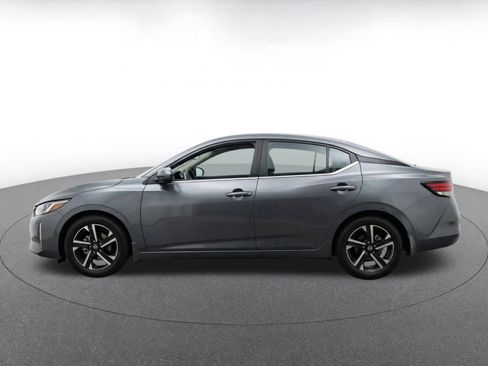Used 2025 Nissan Sentra SV FWD image 4