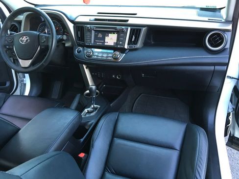 Used 2015 Toyota RAV4 Limited w/ Technology Package AWD/4WD image 31