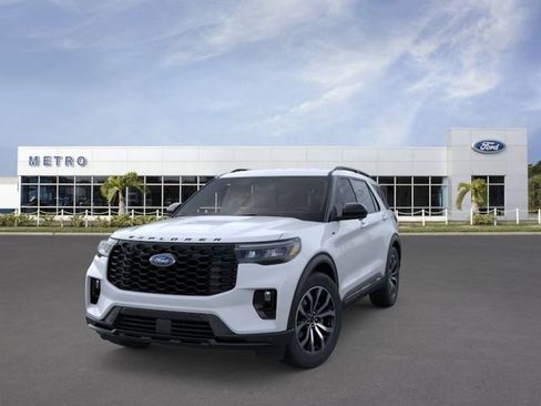 New 2026 Ford Explorer ST-Line RWD image 2