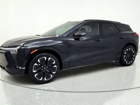 Used 2024 Chevrolet Blazer EV RS RWD image 4