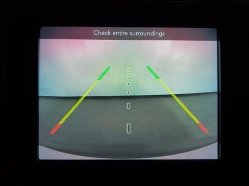 Used 2022 Jeep Cherokee Latitude Lux image 18