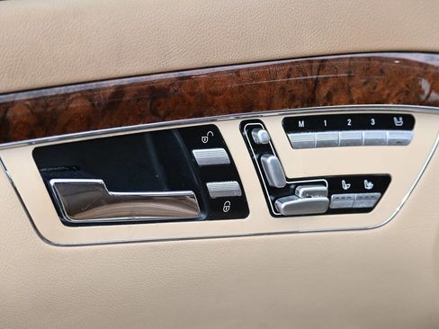 Used 2007 Mercedes-Benz S 550 image 38