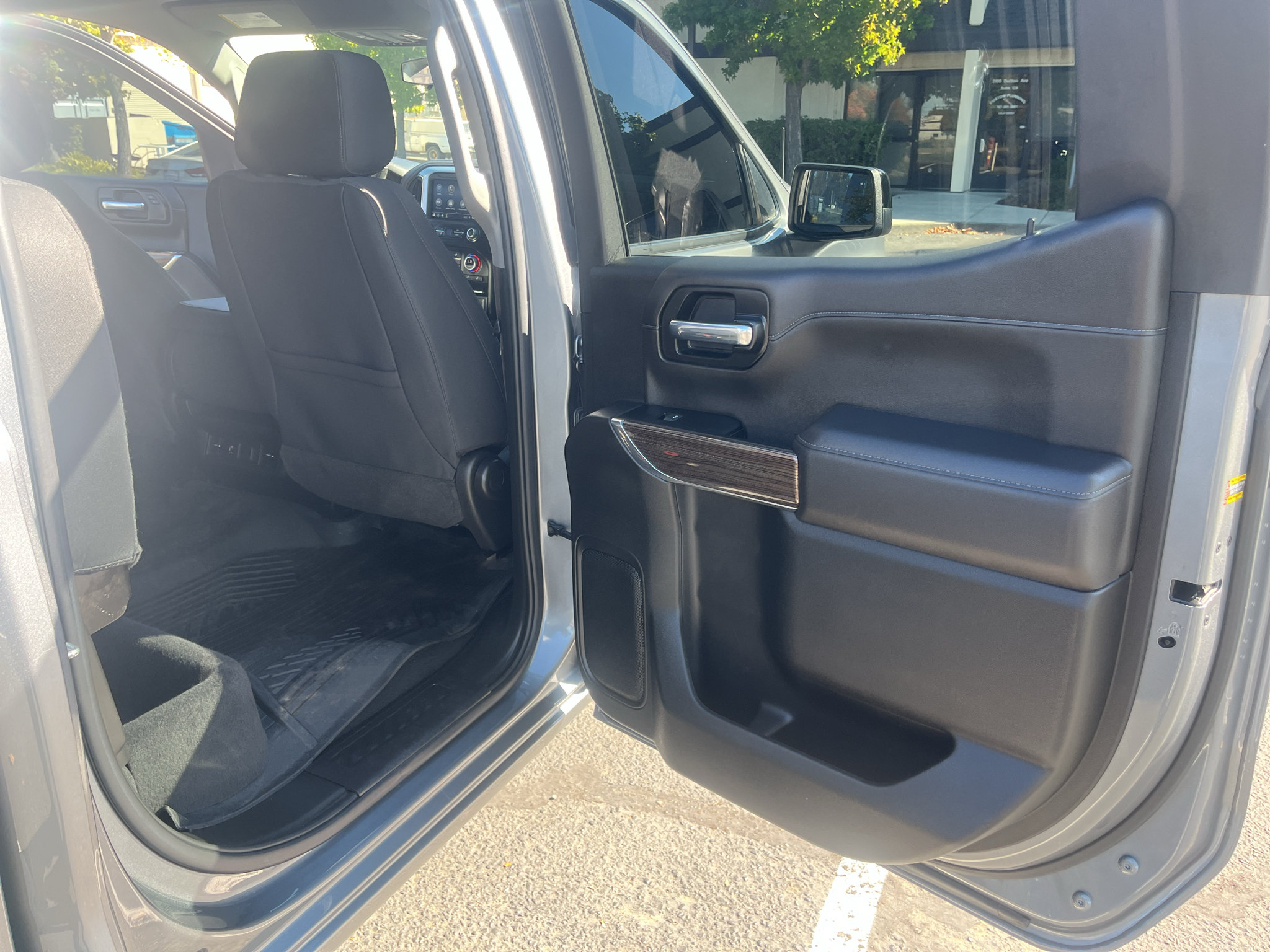 Used 2022 Chevrolet Silverado 1500 RST AWD/4WD image 33