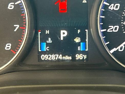 Used 2015 Mitsubishi Outlander SE FWD image 45
