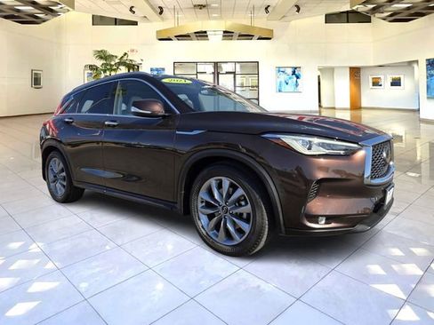 Used 2021 INFINITI QX50 Luxe w/ Cargo Package image 3