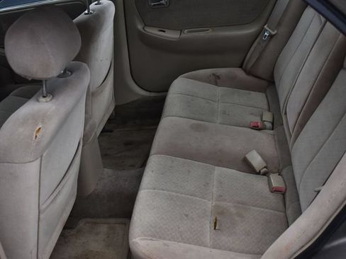 Used 2000 MAZDA 626 FWD image 15