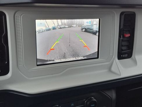 Used 2023 Ford Bronco Heritage Edition AWD/4WD image 15