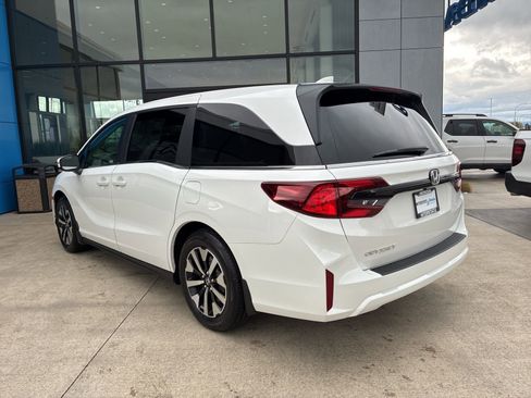 New 2026 Honda Odyssey EX-L image 7