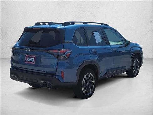 Used 2025 Subaru Forester Limited AWD/4WD image 5