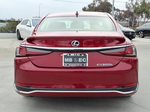 Used 2019 Lexus ES 300h w/ Premium Package FWD image 22