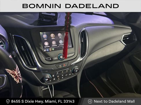 Used 2022 Chevrolet Equinox LT image 3