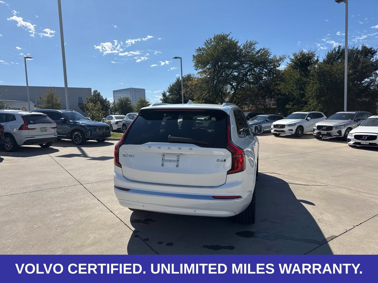 Certified 2026 Volvo XC90 B6 Plus AWD/4WD image 13