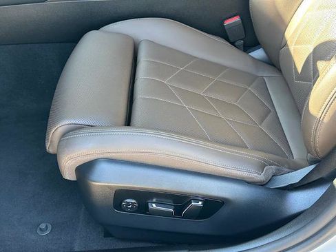 Certified 2024 BMW 540i xDrive 540i xDrive Sedan w/ Premium Package image 16