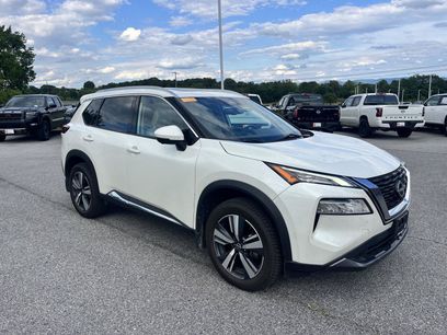 Used 2023 Nissan Rogue SL