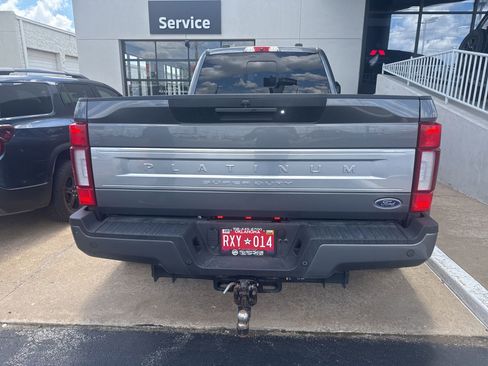 Used 2022 Ford F350 Platinum w/ FX4 Off-Road Package AWD/4WD image 5