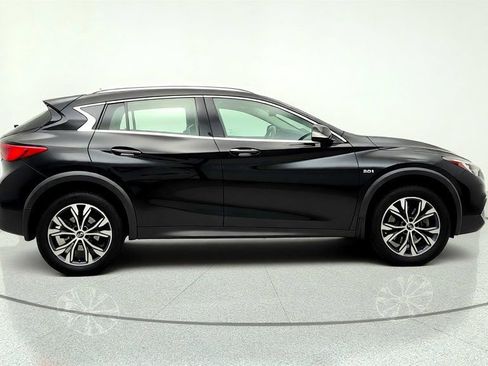 Used 2019 INFINITI QX30 AWD w/ Navigation Package image 4