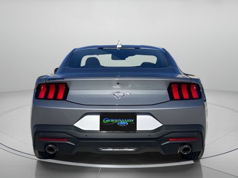 Used 2026 Ford Mustang Coupe RWD image 4