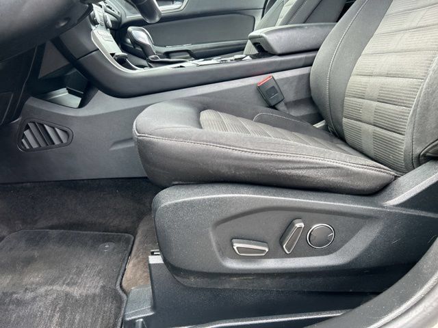 Used 2017 Ford Edge SEL AWD/4WD image 30